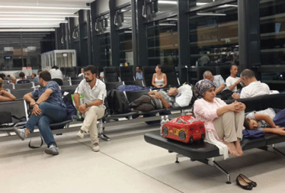 Türk yolcular perişan oldu