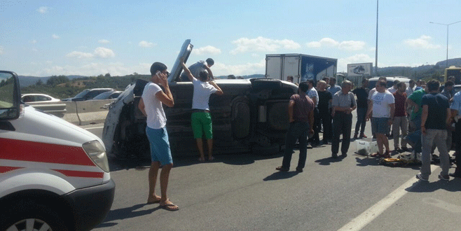 Bursa’da otomobil köprüden uçtu!