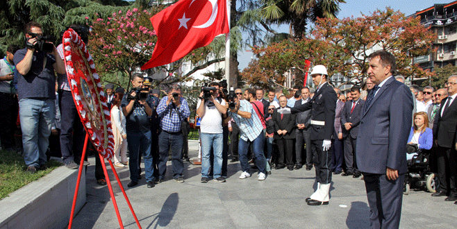 Kurtuluşun 94. yılı törenle kutlandı