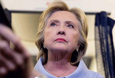 Hillary Clinton hastaneye kaldırıldı