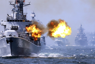 Devlerden güç gösterisi