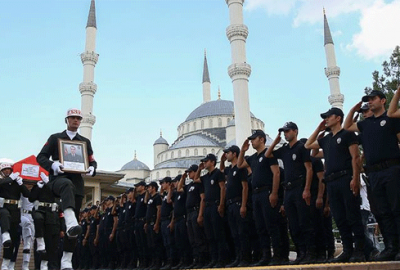 Fırat Kalkanı şehitlerine veda