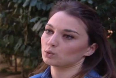 Genç hemşire şort giydi diye otobüste saldırıya uğradı