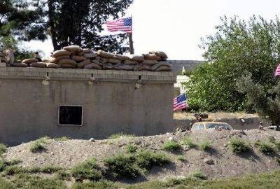 PYD ‘karargahı’na asılan ABD bayrakları halen yerinde