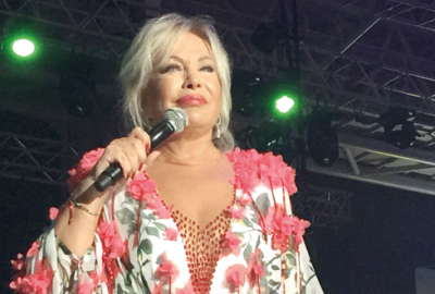 Tarık Akan’a ağladı