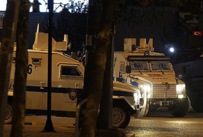 Van’da ilçe emniyet müdürlüğüne saldırı