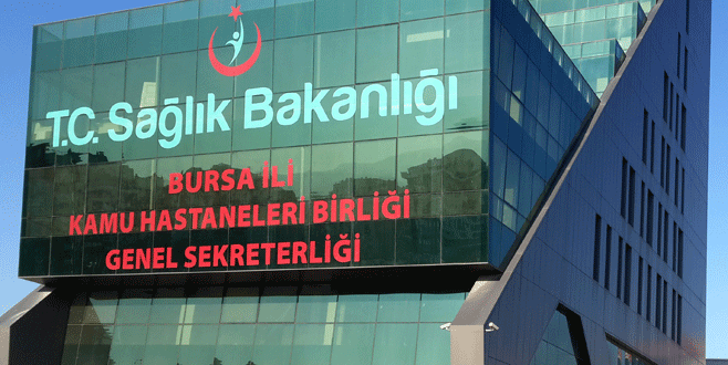 Bursalılar bayramda hastanelere akın etti