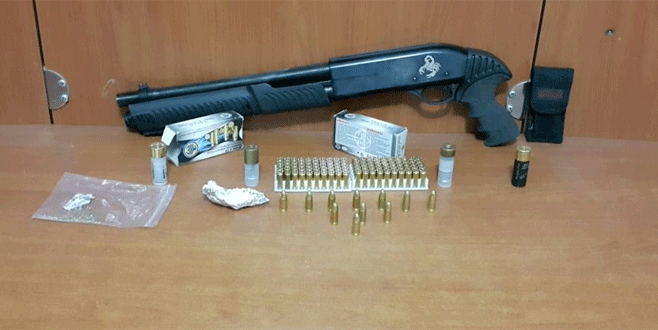 Bursa’da şüpheli araçtan uyuşturucu ve silah çıktı