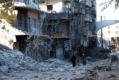 Suriye’de 323 sivil öldü