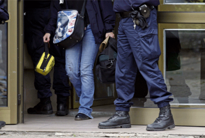 Başörtülü kadın 5 kurşunla öldürüldü