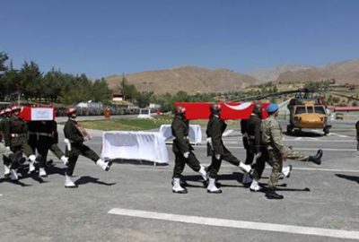 Van şehitleri için tören düzenlendi