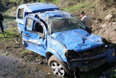 Askeri araç uçuruma yuvarlandı!.. Yaralı askerler var!