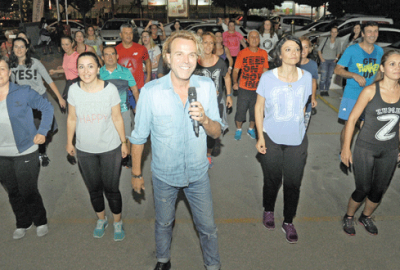 Soner’den zumbalı sürpriz