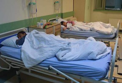 Gıda zehirlenmesi şüphesi! 61 öğrenci hastanede…