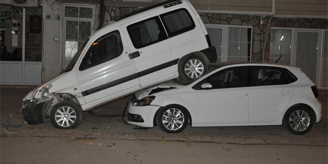 Bursa’daki kazayı görenler gözlerine inanamadı
