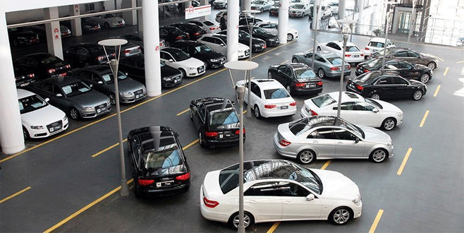 Satılan her 4 otomobilden 3’ü ithal