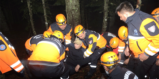 Yıldırım Arama Kurtarma’dan ormanda gece tatbikatı