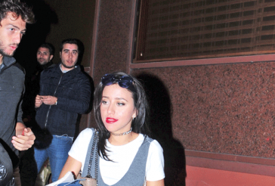 Sevgilisiyle yakalandı