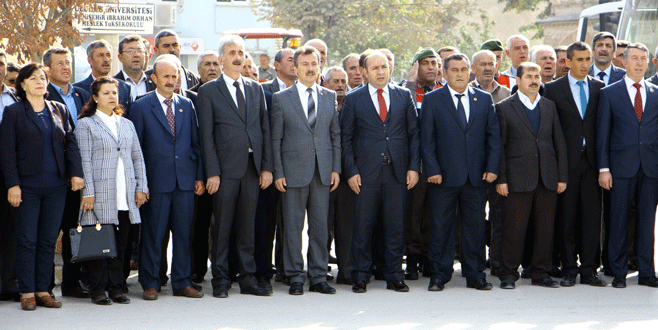 ‘Muhtarlar gözbebeğimizdir’