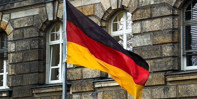 35 diplomatik pasaport sahibi Almanya’ya iltica başvurusu yapmış