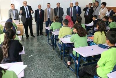 Aziziye Belediyesi eğitime desteğini sürdürüyor