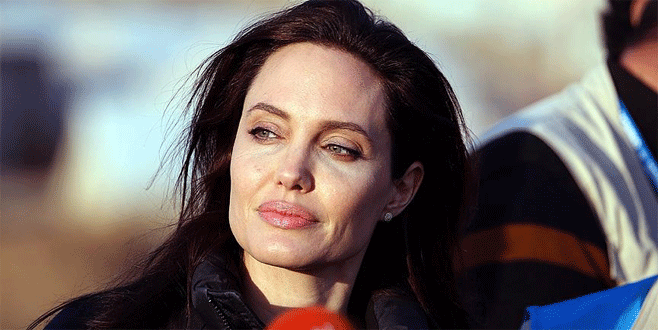 Angelina Jolie FBI’a dört saat ifade verdi