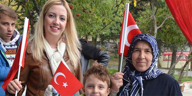 Bayrakla gelene teleferik bedava