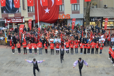 İznik’te Cumhuriyet coşkusu