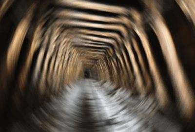 Kömür madeninde patlama: 33 kişi mahsur