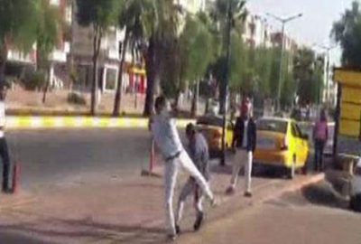 Tacizciye uçan tekme!