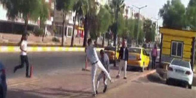 Tacizciye uçan tekme!