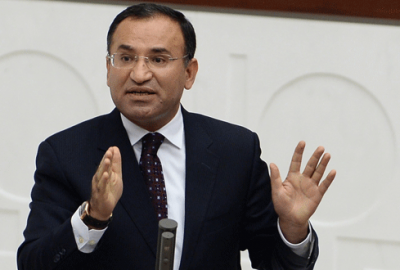 Bozdağ: ‘Soruşturmanın o savcıya verilmesi talihsizlik’