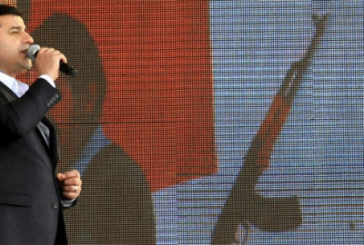 Demirtaş ve Yüksekdağ mahkemeye sevk edildi