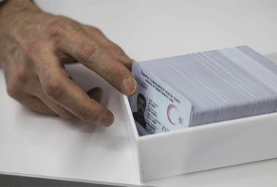 Türkiye çipli kimliklere hazırlanıyor