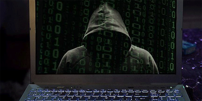 Hacker’lar 20 bin müşteriden para sızdırdı!