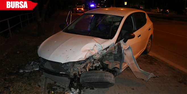 Fren yerine gaza bastı…