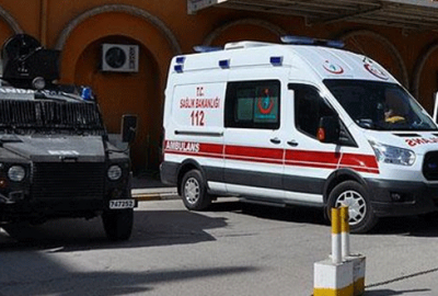 Mardin’de Derik Kaymakamlığı’na bombalı saldırı