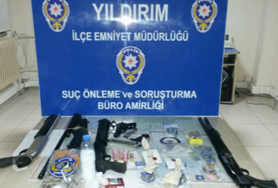 Bursa polisinden huzur operasyonu: 14 gözaltı