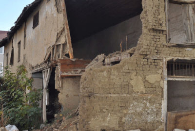 Harabe binalar uyuşturucu yuvası oldu