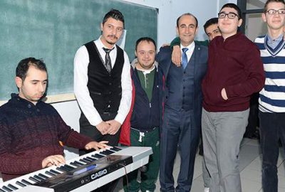 Yıldırım’da engeller aşılıyor