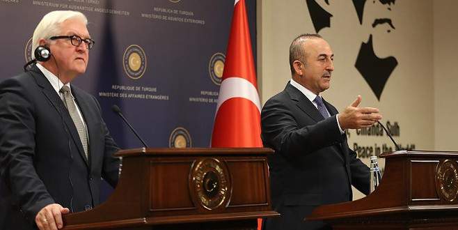 Çavuşoğlu: ‘Sen kimsin de Türkiye’yi atıyorsun’