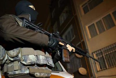 Van’da terör operasyonu: 3 polis yaralı