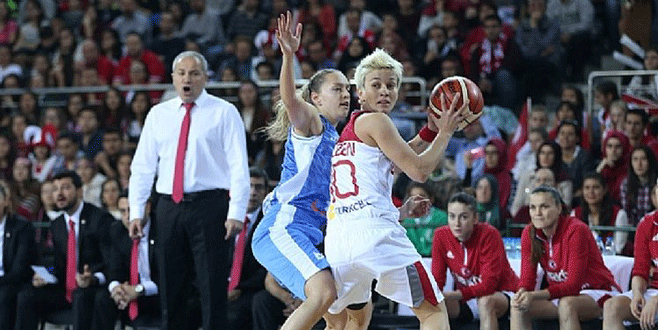 Periler bileti kaptı: 72-68