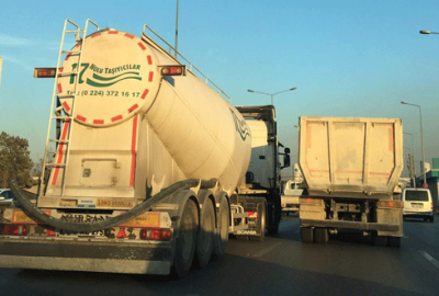 Bursa trafiğini bu kamyonlar kilitliyor!