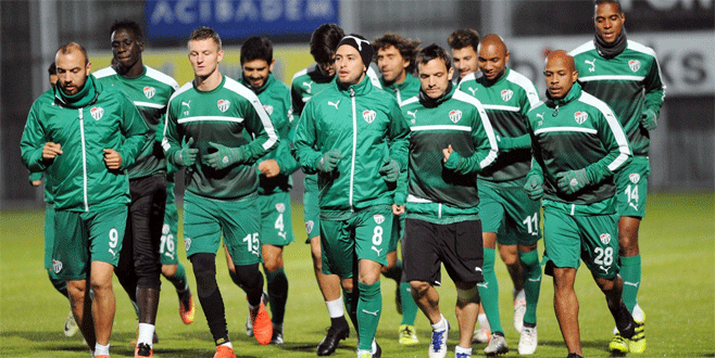Bursaspor’da Galatasaray mesaisi başladı