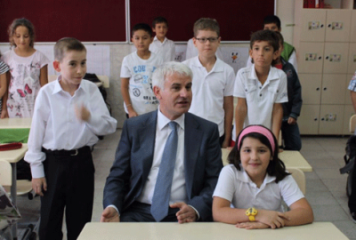 Öğretmenlerimiz bizim baş tacımız