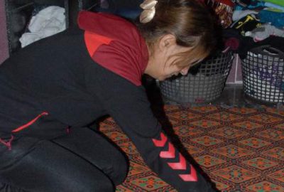 Eşi üzerine kuma getirdi, babası bıçakladı