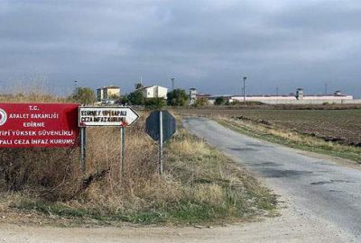 CHP’li Tanrıkulu, Demirtaş’ı cezaevinde ziyaret etti