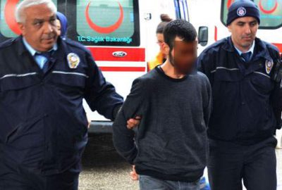 Eli silahlı 3 kişi ortalığı birbirine kattı!