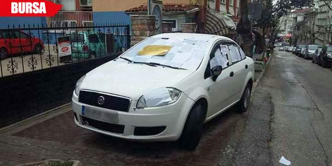 Okulun girişini kapatan sürücüyü böyle cezalandırdılar